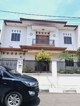 Dijual Rumah Mewah Taman Yasmin