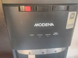 Dispenser Galon Bawah MODENA DD7302L Hitam