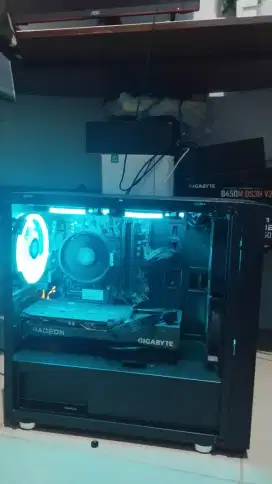 PC Ryzen 5 5600G AMD Radeon RX 6600