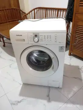Mesin cuci front Loading Samsung