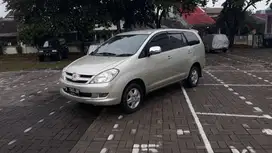 Toyota Kijang Innova 2007 Bensin