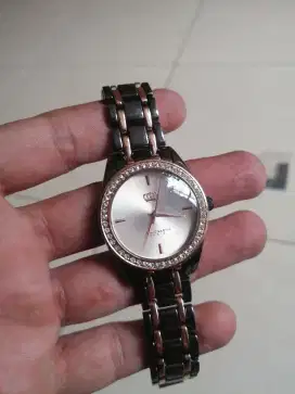 Jam tangan cewek elegan
