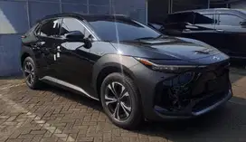 Dijual Cepat! Toyota bZ4X EV 2023 Ex-KTT Bali — Harga Miring!
