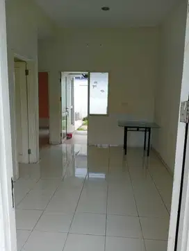 Murah banget Rumah suvarna sutera 600JTan tanah besar