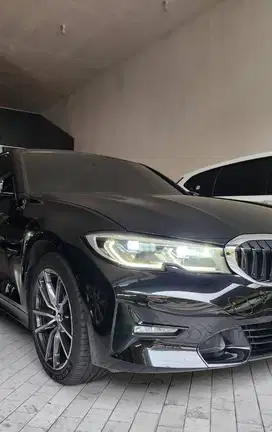 BMW 320i AT th 2020