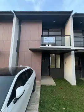 Disewakan Rumah Modern Strategis di Serpong