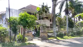 NEGO CEPAT RUMAH TIDAR MALANG, LUAS 975 m2, HALAMAN LUAS DAN ASRI