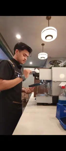 Mencari loker barista