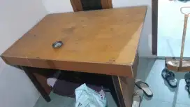 Meja multifungsi