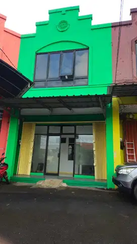 Disewakan Ruko 2lt Di jalan Alternatif cibubur Transyogi Siap Huni
