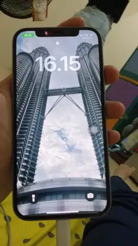 IPHONE 12 SECOND