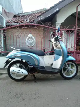 Honda Scoopy karbu 2011