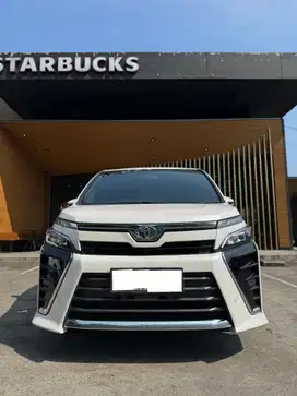 [CASH KM LOW] VOXY 2018 A/T CBU JAPAN ATPM