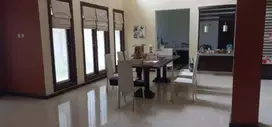 Ciamik Rumah Graha Famili Surabaya Barat dekat Pakuwon Citraland
