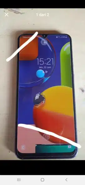Jual hp samsung A50s 6/128  minus layar retak halus,blm pernah servive