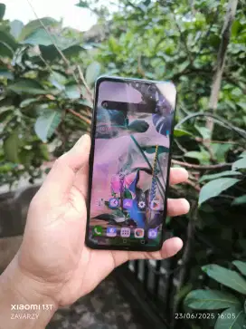 LG G8X ThinQ 6/64gb softbank no minus