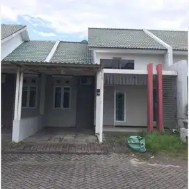 Rumah Bagus Semi Furnished HGB di Surabaya Siap Huni