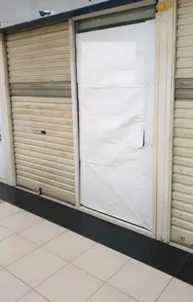DIJUAL STAND SHOP PTC LT UG E8 BD WIYUNG SURABAYA RON.A1676