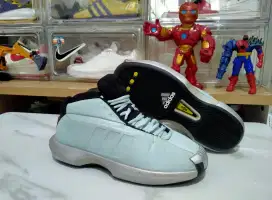 Sepatu Basket Vintage Adidas Crazy 1 Kobe ice Blue