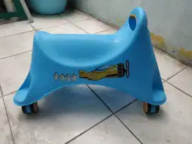 Mainan anak balita dudukan roda utk melatih merangsang bocil berjalan