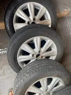 Velg oem yaris ring 15