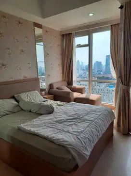 DISEWAKAN APARTEMEN STUDIO MENTENG PARK