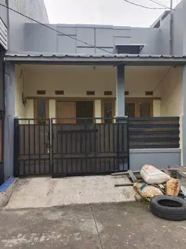 JUAL RUMAH PONDOK UNGU PERMAI BEKASI SIAP HUNI HARGA LEMPENG (B0032)
