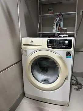 Mesin cuci electrolux front loading 7,5 kg
