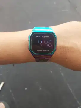 Hush Puppies wacth touch screen