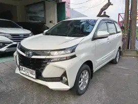 Avanza G 1,3 AT 2021 putih, Automatic