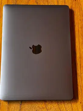 MacBook Pro 13 inchi