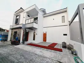 Rumah Mewah 2 Lt Ready Di Town House Solo Kota