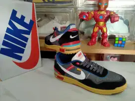 Nike X UNLA size 45