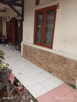 Di Jual Rumah  Lama 1 Lantai Strategis Di Margahayu Raya