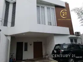 Dijual Rumah Bagus Siap Huni Di Dekat Bintaro Sektor 9