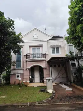 Rumah Gading Serpong Cluster Beryl hoek