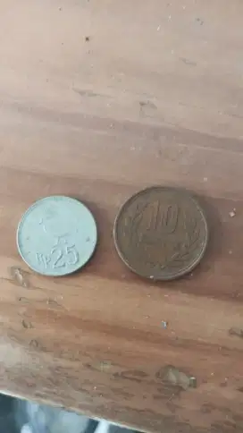 -koin kuno 10 yen japan tahun tahun 1959 , koin 25 rupiah tahun 1971