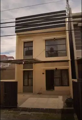 Rumah bagus 2lantai kiarasari carefour buahbatu