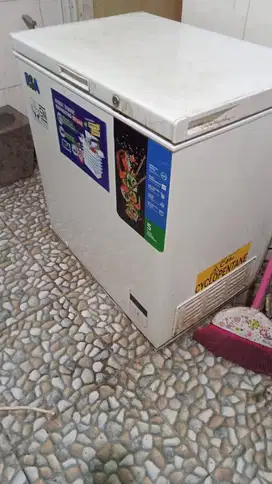RSA Chest Freezer CF 210