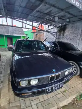 BMW 318i 1991 Bensin