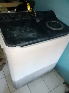 Mesin cuci merk Sharp