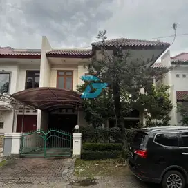 Rumah 2 Lantai Bagus SHM di Villa Bukit Mass Siap Huni