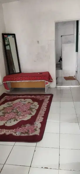 rumah kos yg strategis aman nyaman dan asri