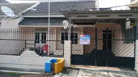 Disewakan Rumah Nginden Intan Timur XVIII, Surabaya Timur.