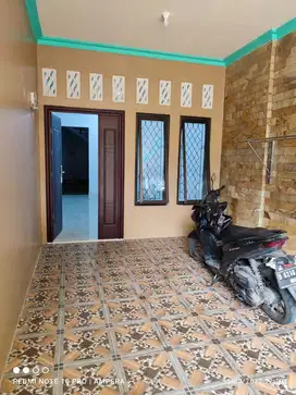 Disewakan Rumah Perumahan Villa Pamulang 2 Lantai