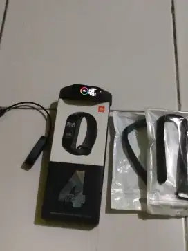 Xiaomi Mi band 4 smartwatch