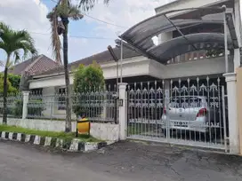 Rumah lokasi Tidar bawah dekat Jalan Galunggung Malang