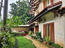 Jual Cepat Rumah Mewah 2 Lantai Di Cluster Pinguin Bintaro Sektor 3,
