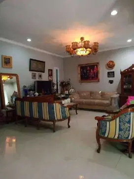 Dijual rumah di komplek sadang serang, tubagus dago
