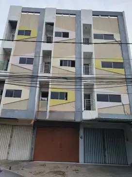 ANA RUMAH JALAN RAYA UK 4X20M DI BANDENGAN